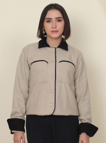 Women’s Contrast-Trim Wool-Blend Short Winter Jacket